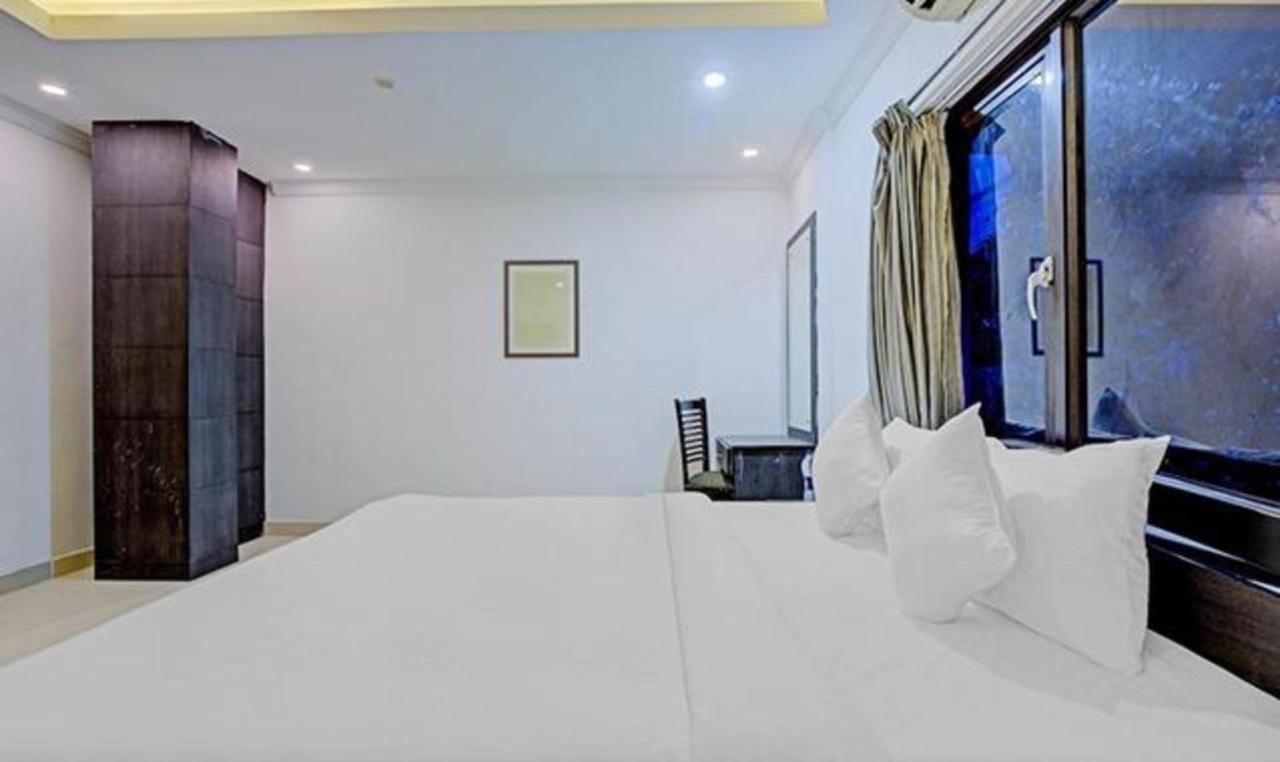 Fabhotel Skyry